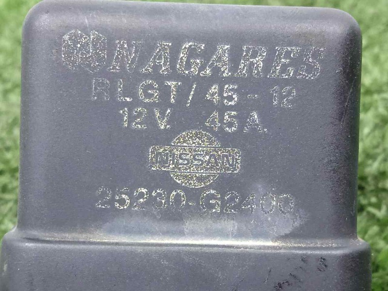 Recambio de caja precalentamiento para nissan terrano/terrano.ii (r20) 2.7 turbodiesel referencia OEM IAM 25230G2400  
