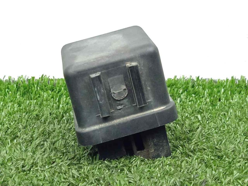 Recambio de caja precalentamiento para nissan terrano/terrano.ii (r20) 2.7 turbodiesel referencia OEM IAM 25230G2400  