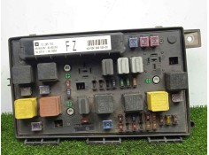 Recambio de caja reles / fusibles para opel astra h ber. 1.9 cdti referencia OEM IAM 5DK00866828-13205783  