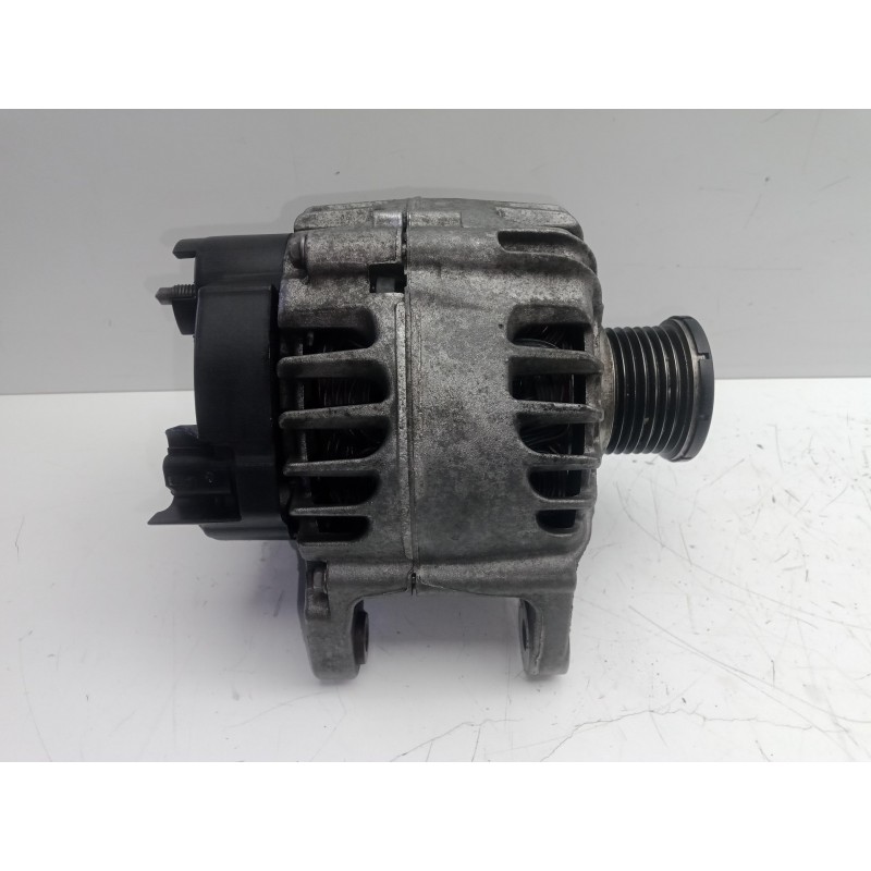 Recambio de alternador para renault clio iv 1.2 tce energy referencia OEM IAM 2612719A-TG12C125-231007842R-231007842RA 7.CANALES
