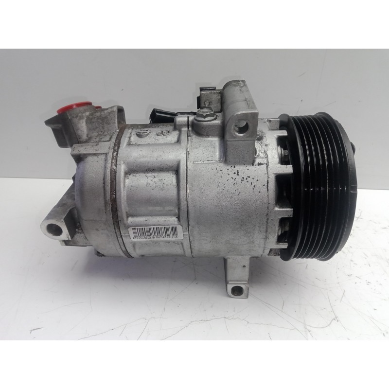 Recambio de compresor aire acondicionado para renault clio iv 1.2 tce energy referencia OEM IAM 926000217R-HFC134A-Z0012607A 7.C
