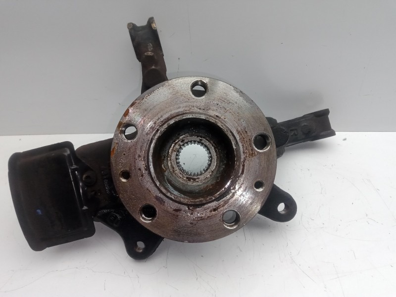 Recambio de mangueta delantera derecha para renault laguna iii 1.5 dci diesel referencia OEM IAM   