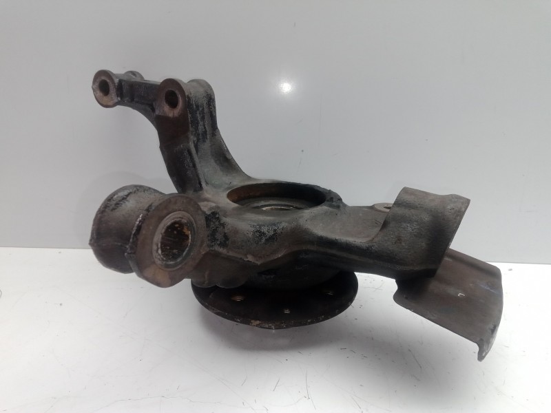 Recambio de mangueta delantera izquierda para renault laguna iii 1.5 dci diesel referencia OEM IAM   