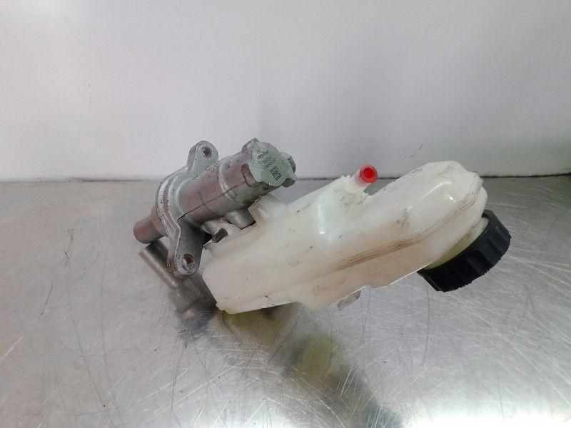 Recambio de bomba freno para toyota auris 1.6 16v cat referencia OEM IAM 0204255239  