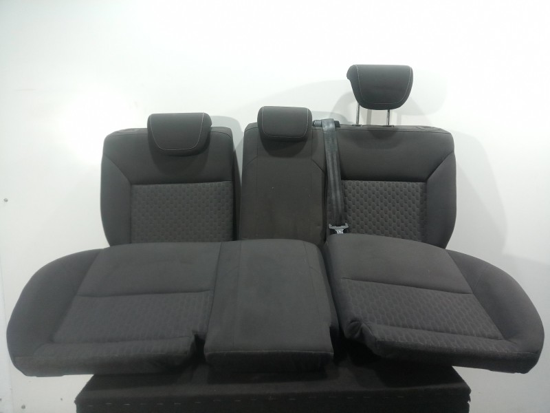 Recambio de asientos traseros para ford focus lim. (cb8) 1.6 tdci cat referencia OEM IAM   