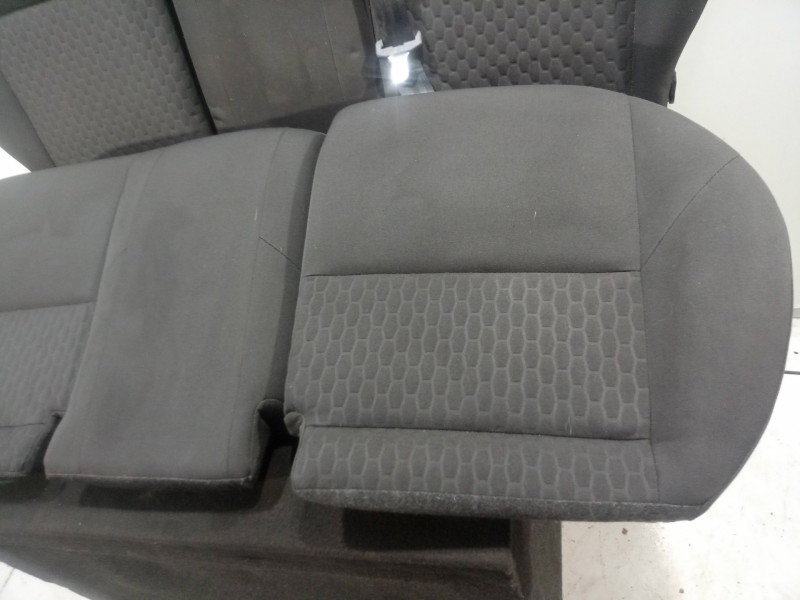 Recambio de asientos traseros para ford focus lim. (cb8) 1.6 tdci cat referencia OEM IAM   