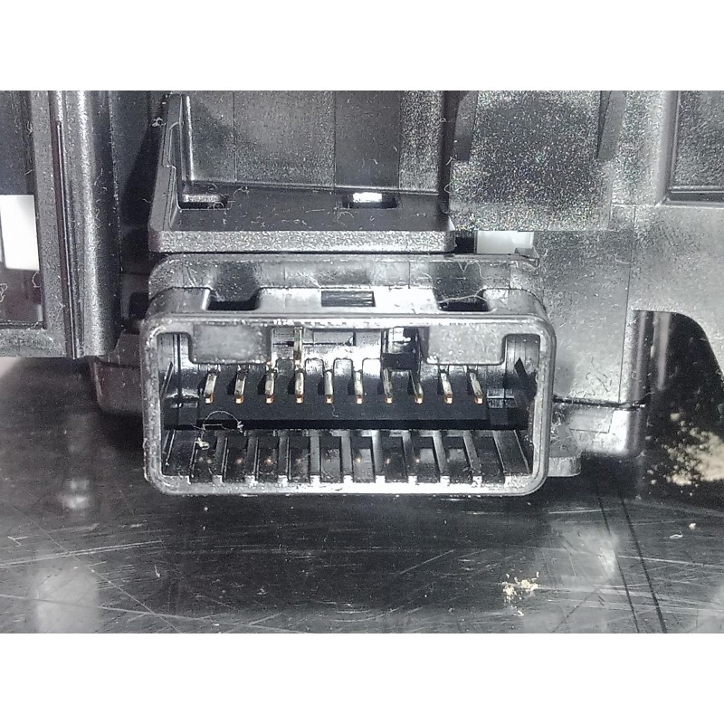 Recambio de mando luces para toyota auris 1.6 16v cat referencia OEM IAM 17F852-17F850  