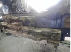 Recambio de refuerzo paragolpes trasero para renault clio iv 1.2 tce energy referencia OEM IAM   