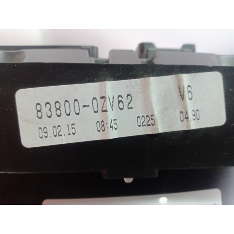 Recambio de cuadro instrumentos para toyota auris 1.6 16v cat referencia OEM IAM 838000ZV62-A2C31789200  