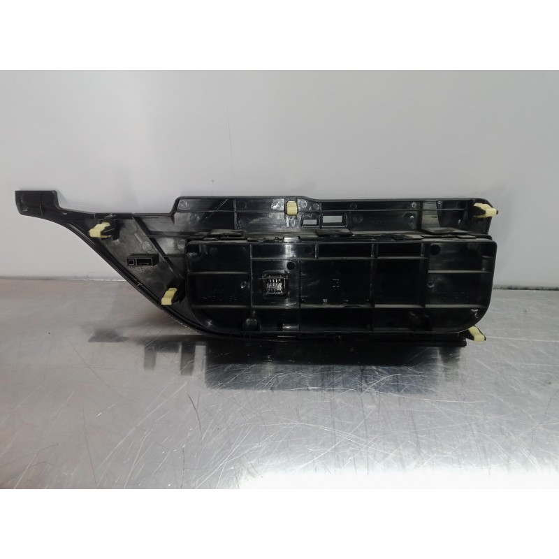 Recambio de mando climatizador para toyota auris 1.6 16v cat referencia OEM IAM 75F542-5590002380  