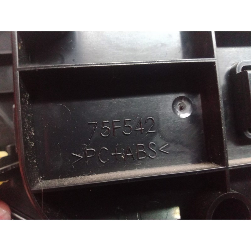 Recambio de mando climatizador para toyota auris 1.6 16v cat referencia OEM IAM 75F542-5590002380  