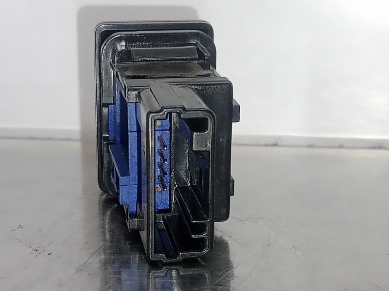 Recambio de interruptor para toyota auris 1.6 16v cat referencia OEM IAM 15CO32  