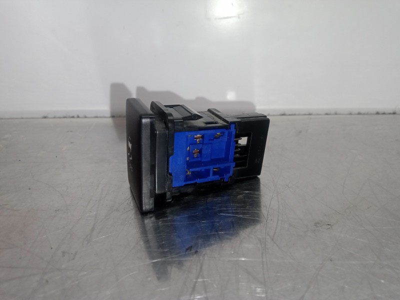 Recambio de interruptor para toyota auris 1.6 16v cat referencia OEM IAM 15CO32  