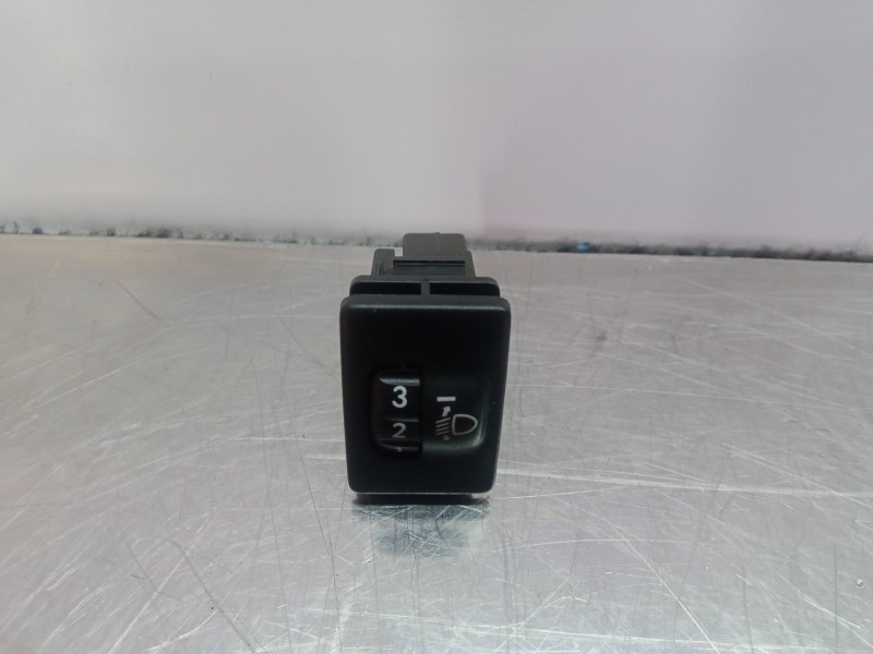 Recambio de interruptor luces para toyota auris 1.6 16v cat referencia OEM IAM 8415202080  