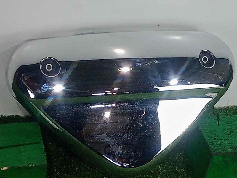 Recambio de moldura para hyosung st 700i referencia OEM IAM 47411H99D00 DERECHA 