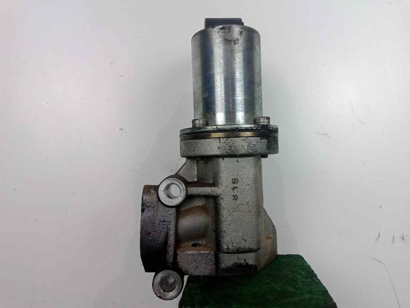 Recambio de valvula egr para kia cee´d 1.6 crdi cat referencia OEM IAM 284102A120  