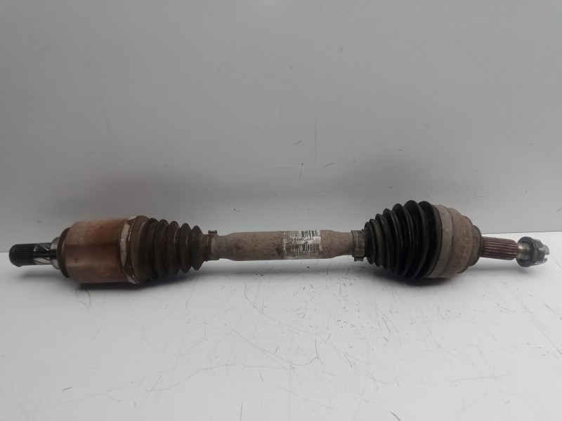 Recambio de transmision delantera izquierda para renault clio iv 1.2 tce energy referencia OEM IAM 391018401R  