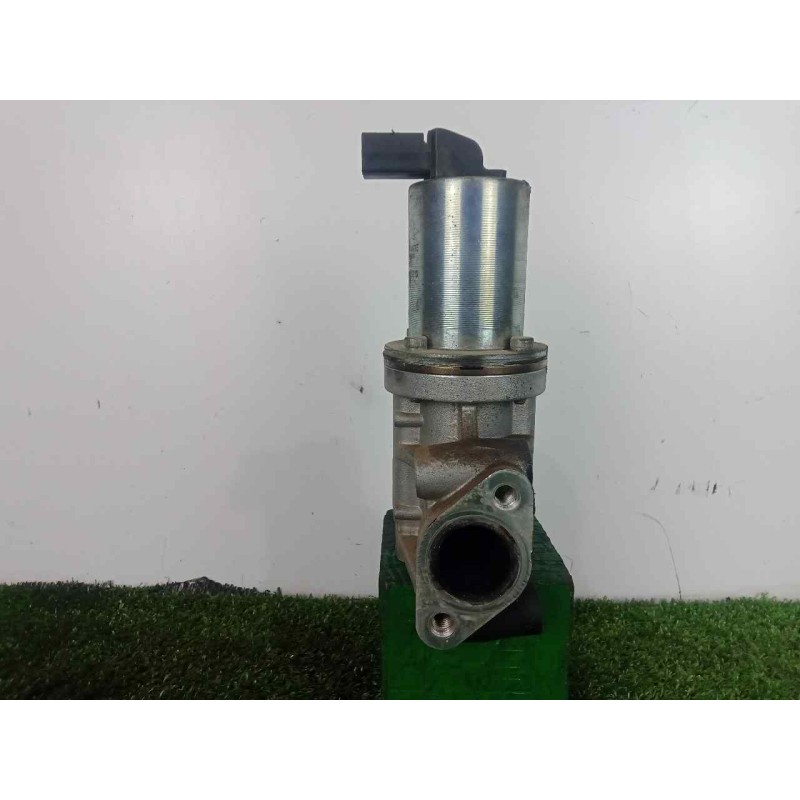 Recambio de valvula egr para kia cee´d 1.6 crdi cat referencia OEM IAM 284102A120  