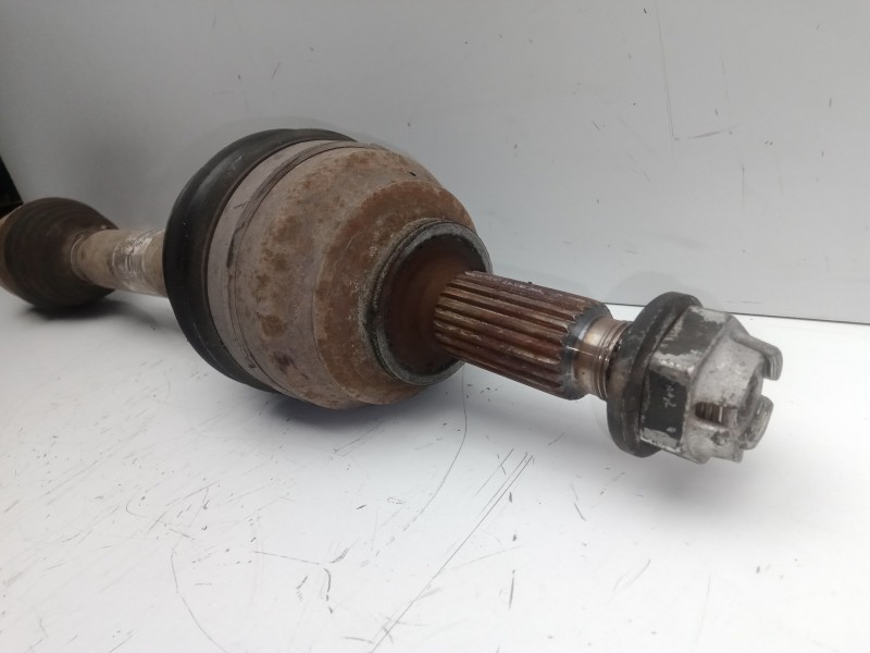 Recambio de transmision delantera izquierda para renault clio iv 1.2 tce energy referencia OEM IAM 391018401R  