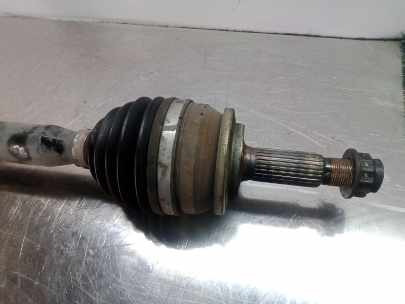 Recambio de transmision delantera derecha para toyota auris 1.6 16v cat referencia OEM IAM 4341002830-10244842  