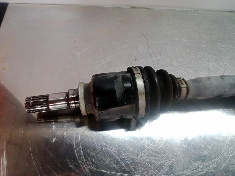 Recambio de transmision delantera derecha para toyota auris 1.6 16v cat referencia OEM IAM 4341002830-10244842  