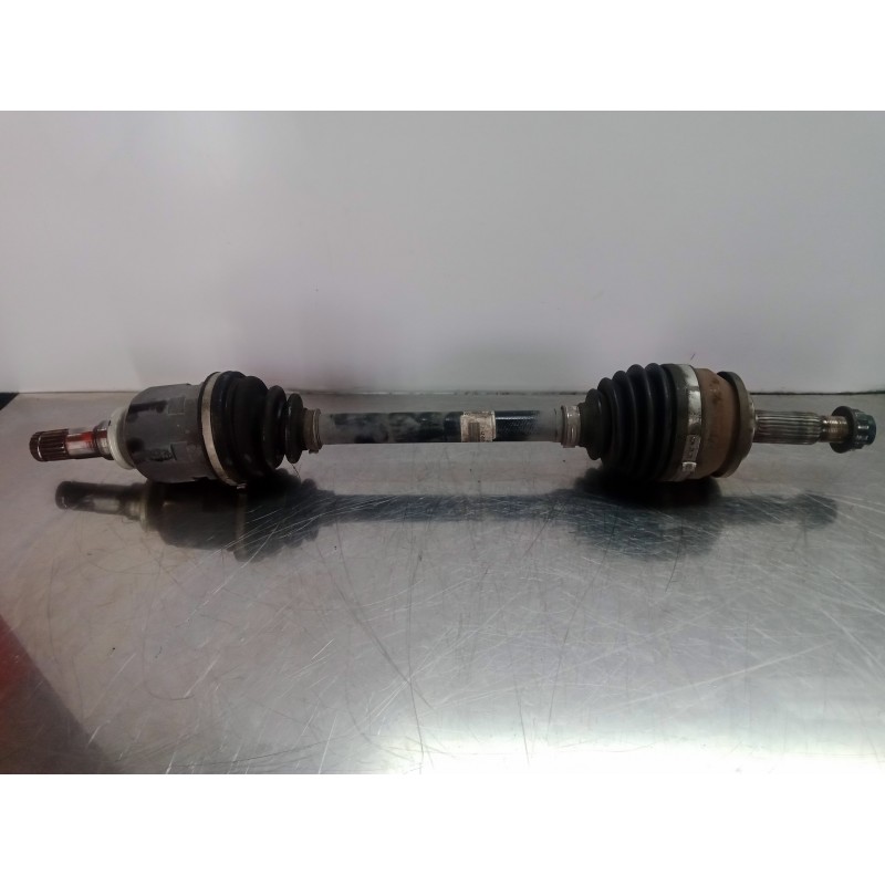 Recambio de transmision delantera izquierda para toyota auris 1.6 16v cat referencia OEM IAM 4342002B30  