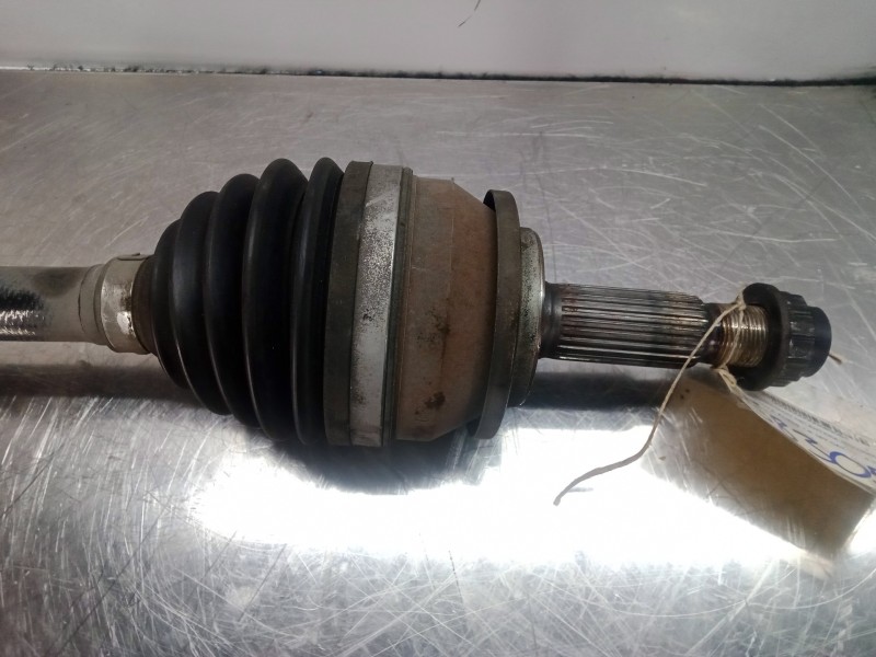 Recambio de transmision delantera izquierda para toyota auris 1.6 16v cat referencia OEM IAM 4342002B30  