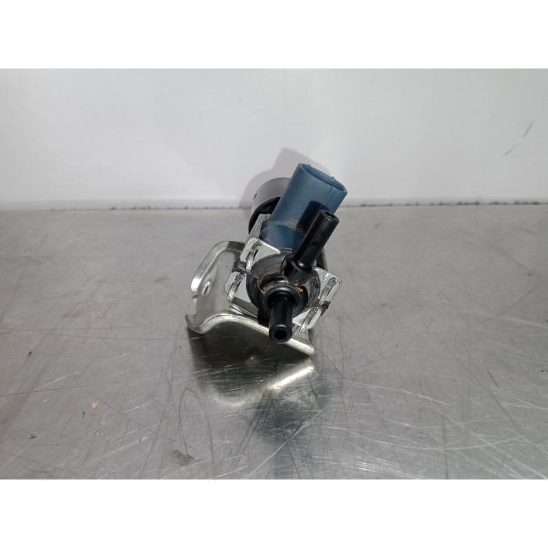 Recambio de valvula de vacio para toyota auris 1.6 16v cat referencia OEM IAM 9091012281  