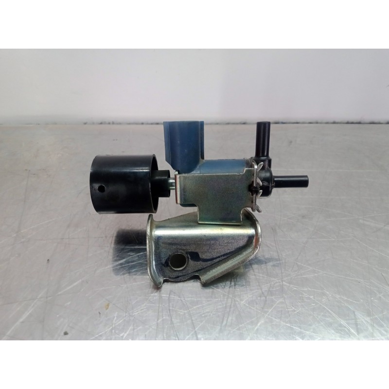 Recambio de valvula de vacio para toyota auris 1.6 16v cat referencia OEM IAM 9091012281  