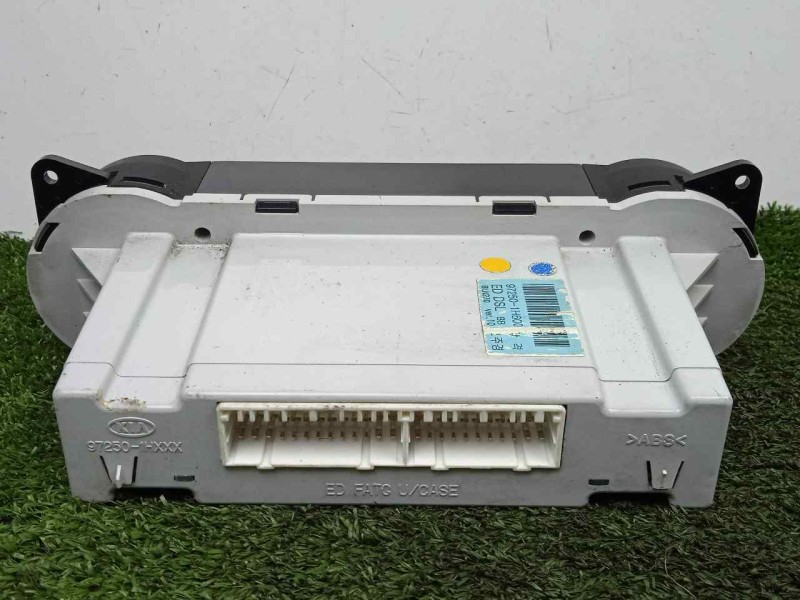 Recambio de mando climatizador para kia cee´d 1.6 crdi cat referencia OEM IAM 972501H600  