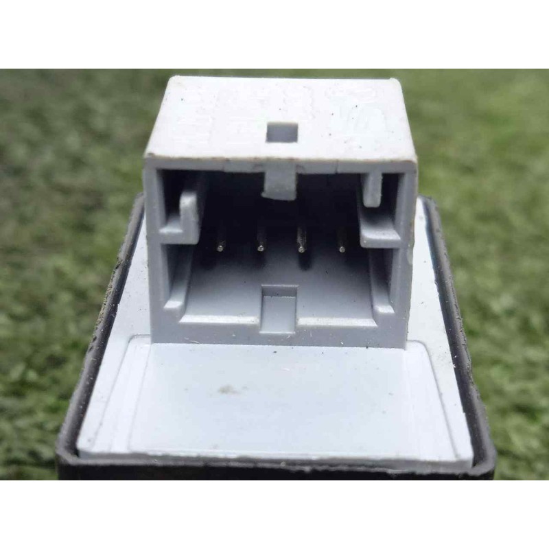 Recambio de mando elevalunas trasero derecho para audi q7 (4l) 3.0 v6 24v tdi referencia OEM IAM 4F0959855  