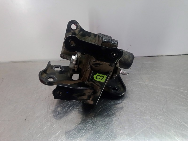 Recambio de soporte motor para toyota auris 1.6 16v cat referencia OEM IAM NOSELEVEREFERENCIA  