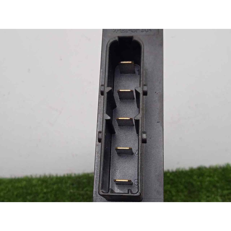 Recambio de resistencia calefaccion para kia cee´d 1.6 crdi cat referencia OEM IAM 2013501  