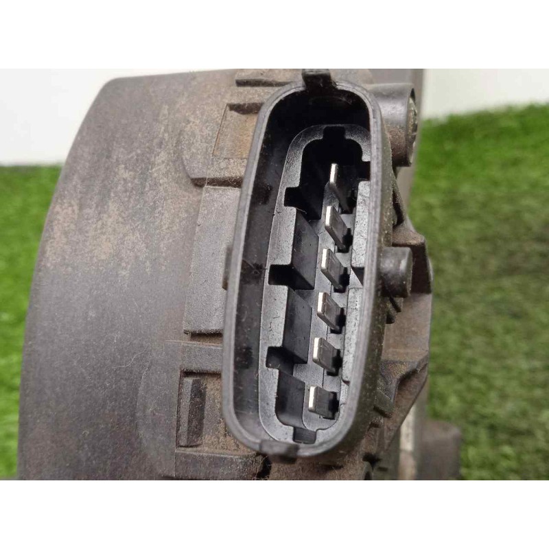 Recambio de potenciometro pedal para kia cee´d 1.6 crdi cat referencia OEM IAM 327002H300 6.PINES 