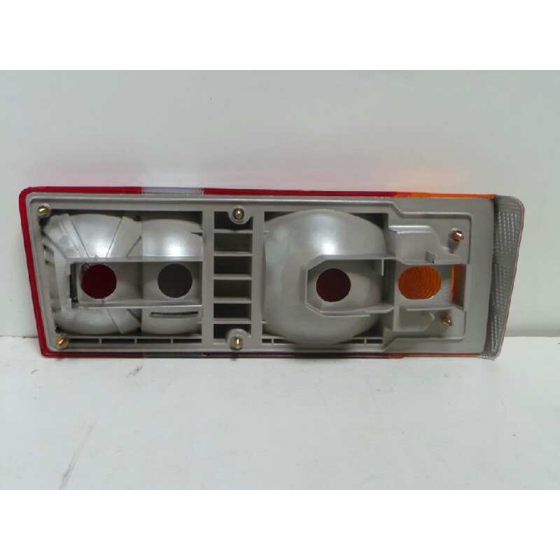 Recambio de piloto trasero derecho para ford escort berl./turn./cab./express referencia OEM IAM 04300000D ESCORT.81 NUEVO