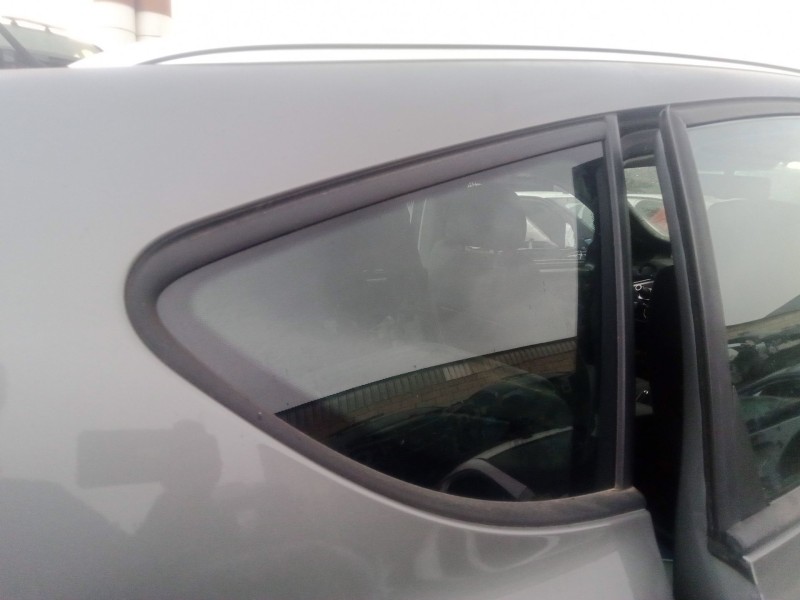 Recambio de luna custodia trasera derecha para seat altea xl (5p5) 1.6 referencia OEM IAM   