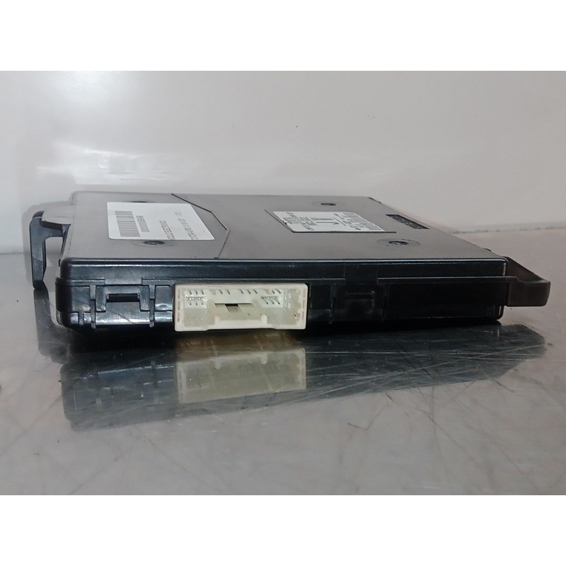 Recambio de modulo electronico para toyota auris 1.6 16v cat referencia OEM IAM 50119221-8922102331  