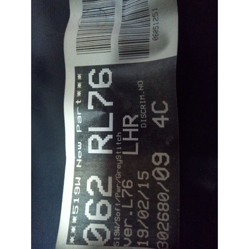 Recambio de guarnecido puerta trasera izquierda para toyota auris 1.6 16v cat referencia OEM IAM 6773602240-6778802110  