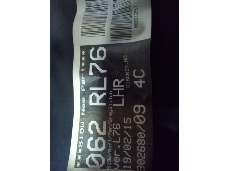 Recambio de guarnecido puerta trasera izquierda para toyota auris 1.6 16v cat referencia OEM IAM 6773602240-6778802110  