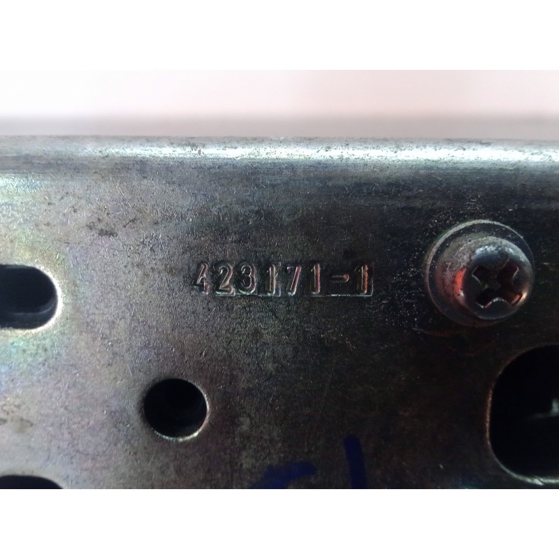 Recambio de maneta exterior trasera izquierda para toyota auris 1.6 16v cat referencia OEM IAM 4231711  