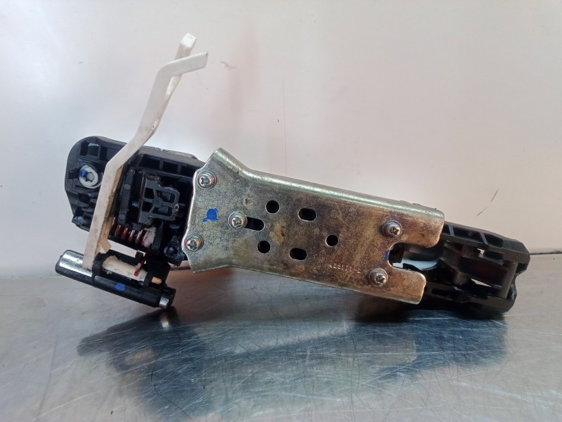 Recambio de maneta exterior trasera derecha para toyota auris 1.6 16v cat referencia OEM IAM 4231712  