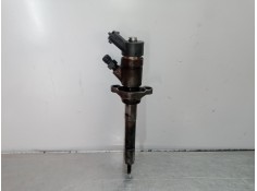 Recambio de inyector para ford focus berlina (cap) 1.6 tdci cat referencia OEM IAM 0445110188  