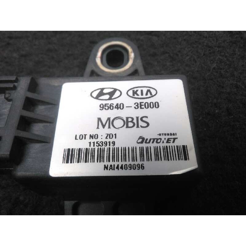 Recambio de sensor impacto airbag para kia sorento 2.5 crdi referencia OEM IAM 956403E000 3.PINES 