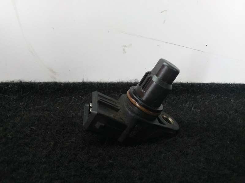 Recambio de sensor para renault master desde ´98 2.5 diesel referencia OEM IAM 820038472  