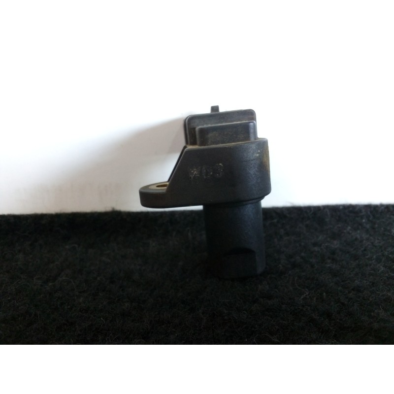 Recambio de sensor para kia cerato 2.0 turbodiesel cat referencia OEM IAM 3930027000  