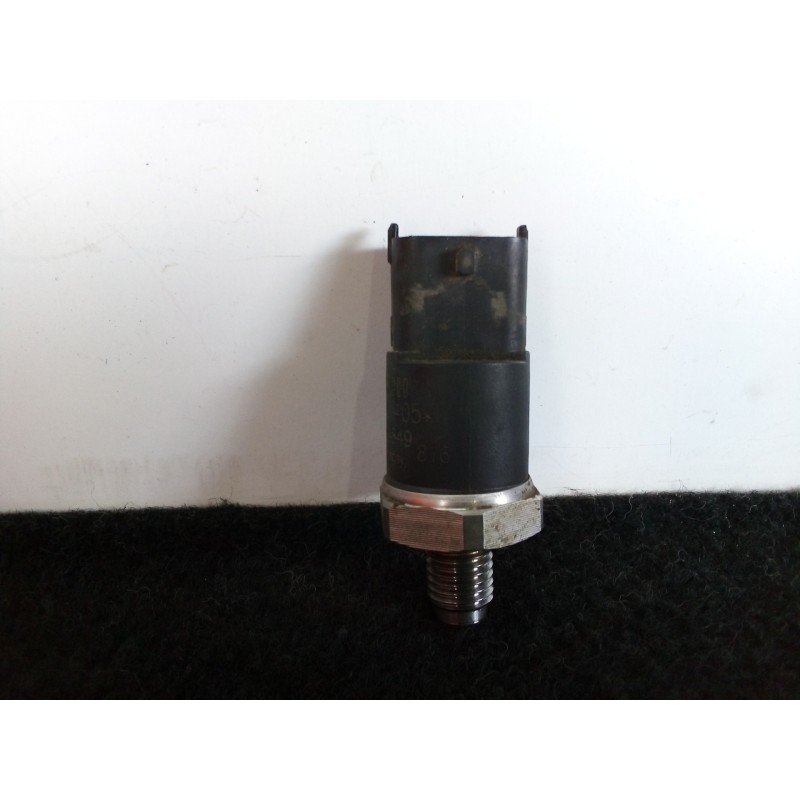 Recambio de sensor para kia cerato 2.0 turbodiesel cat referencia OEM IAM 0281002405-18219004849  