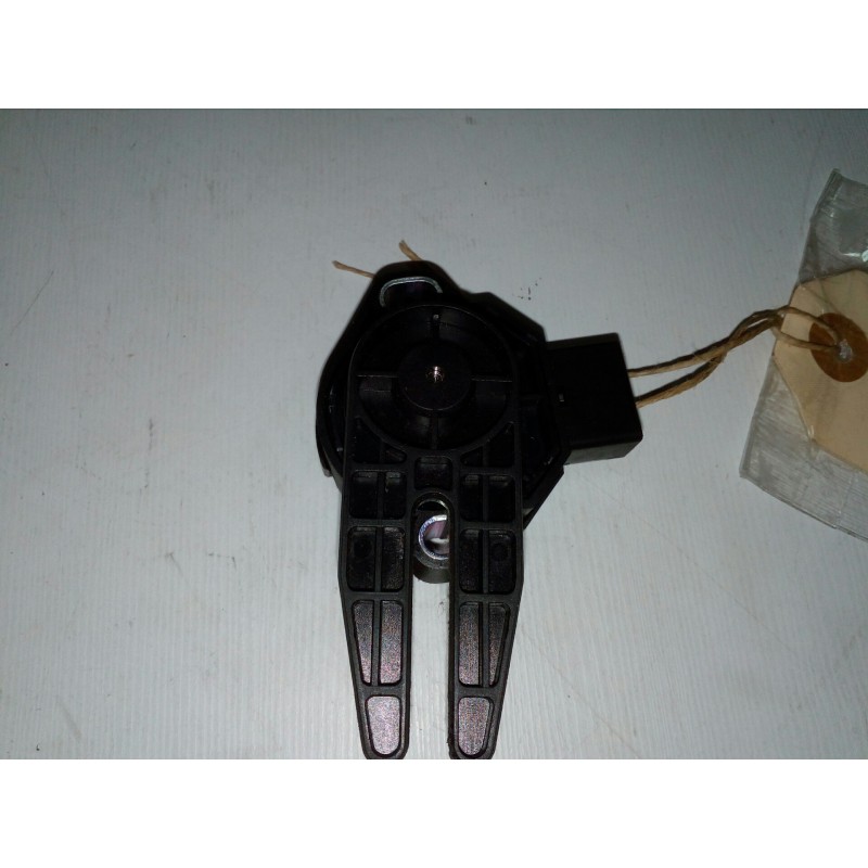 Recambio de sensor para hyundai i20 1.2 cat referencia OEM IAM 93840B2100  