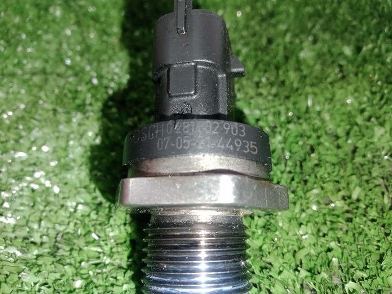 Recambio de sensor presion para fiat grande punto (199) 1.3 16v jtd cat referencia OEM IAM 55207677  