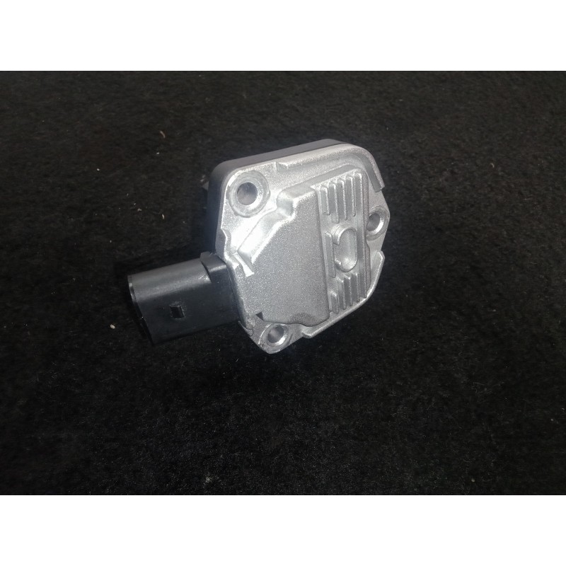 Recambio de sensor presion para volkswagen jetta (1k2) 1.9 tdi referencia OEM IAM 550886 3.PINES 