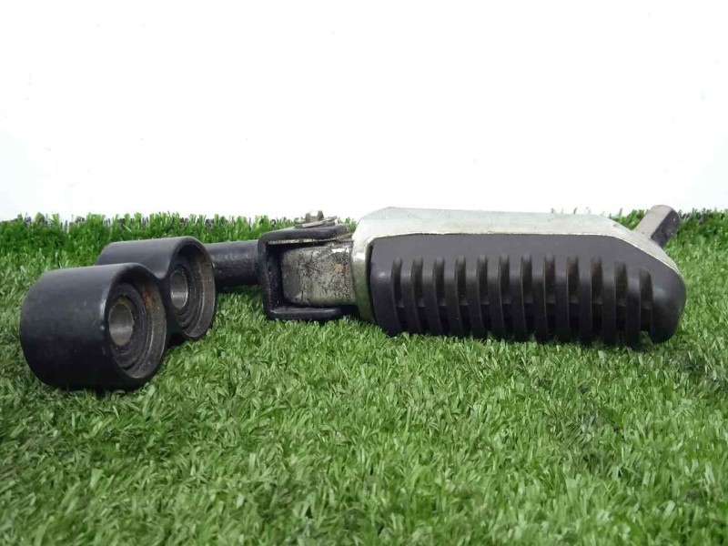 Recambio de estribo para keeway rkv 125 c.c referencia OEM IAM ML58220K670000-58220K670000 DELANTE IZQUIERDA 